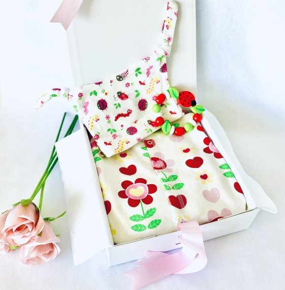 Hearts and Flowers Gift Set